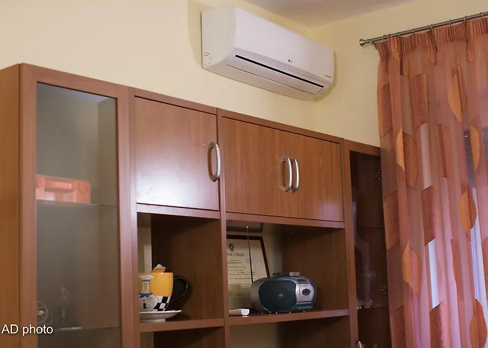 Homesuitehome Vendégház 3*